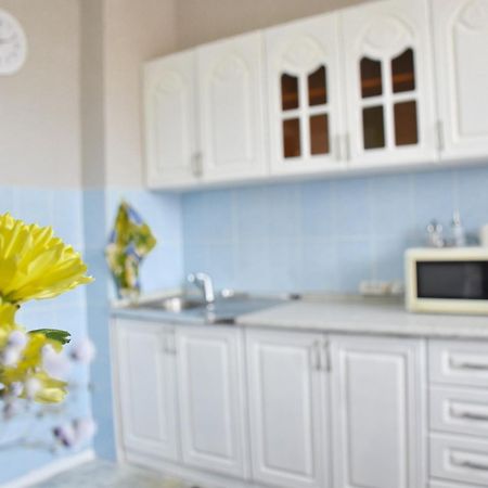 Yourhouse Микрорайон Жетысу-2, Дом 69 الماتي المظهر الخارجي الصورة